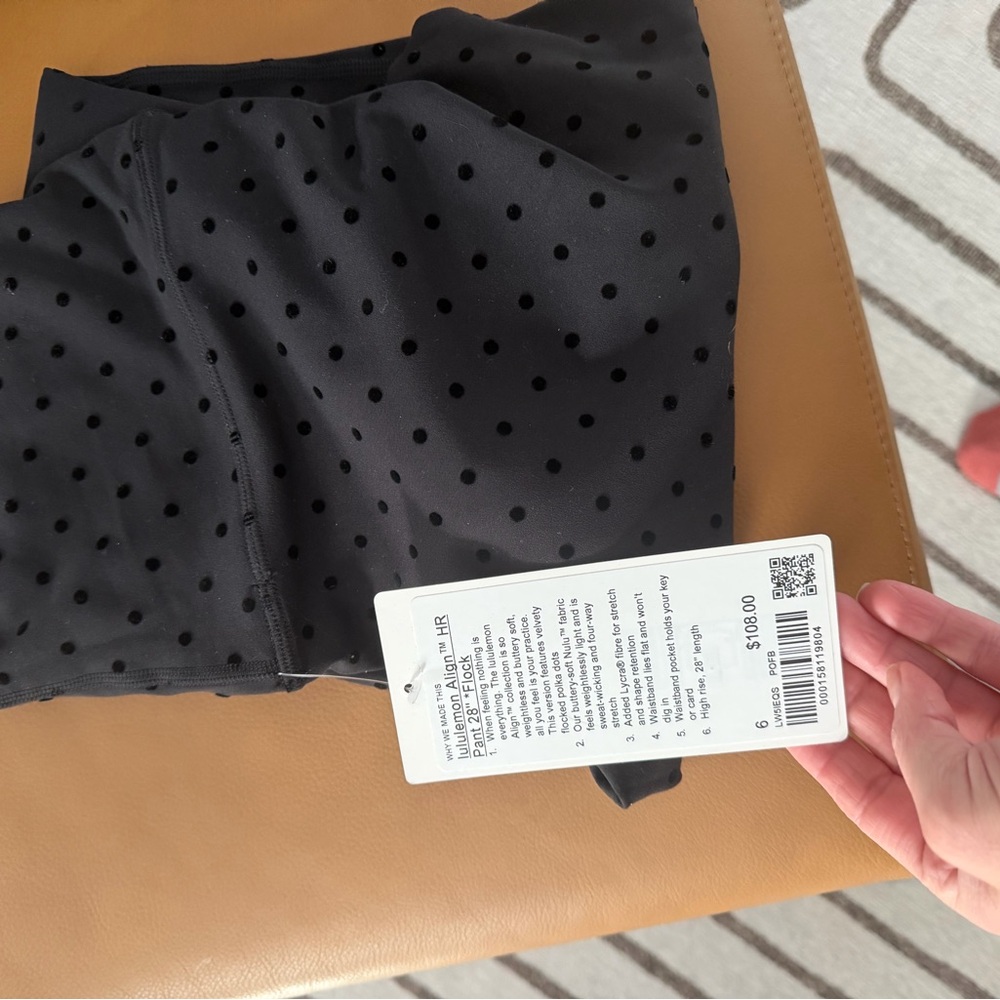 Lululemon Polka Flock Dot align size 6